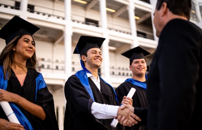 A Glimpse Of Associacao Formandos Uerj Medicina 2018.1 Rio De Janeiro Alma Mater